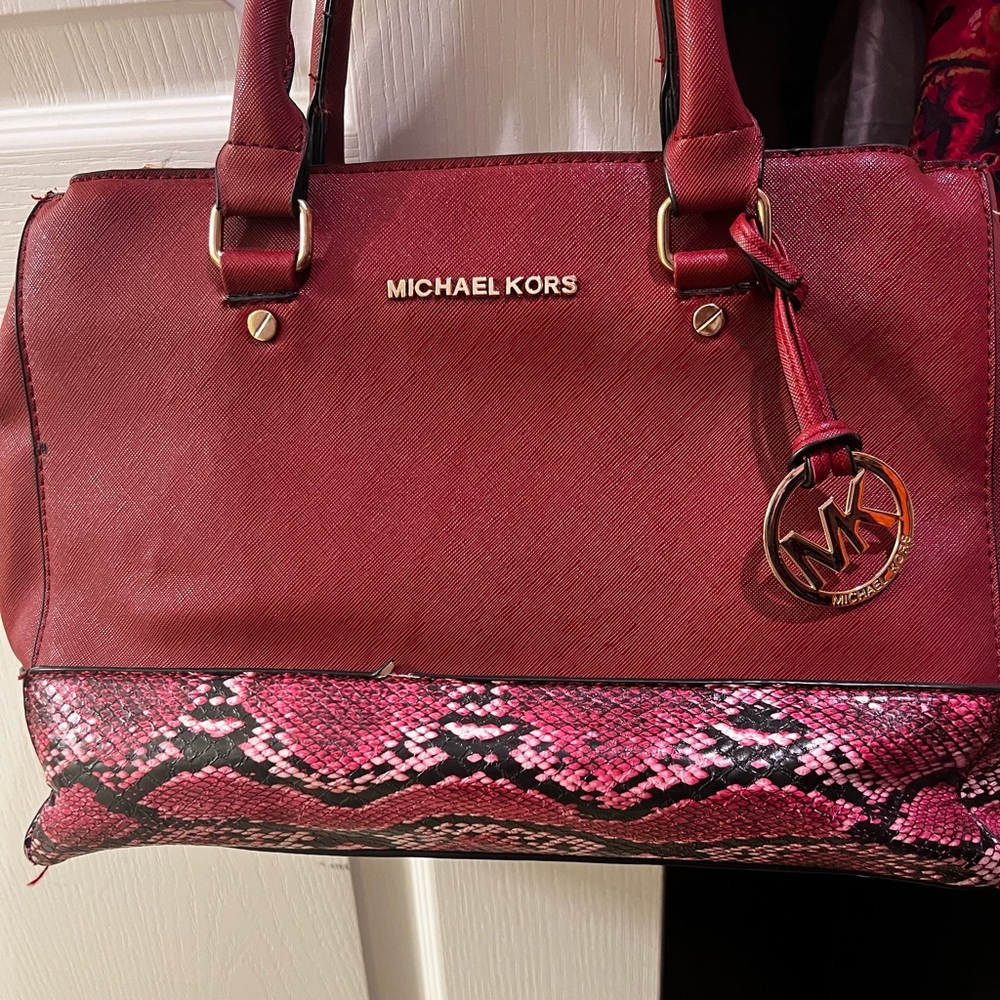 Mk tote bag. Still in good condition